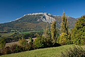 Frankreich, Isere, Trieves, die Peyrouses und der Felskamm der Gresse (1808m)