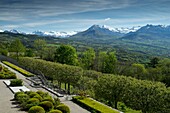 Frankreich, Hautes Alpes, Gap, das alpine botanische Konservatorium Charance Estate, Terrassengärten