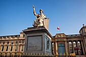 Frankreich, Paris, von der UNESCO zum Weltkulturerbe erklärtes Gebiet, Palais Bourbon, Sitz der Assemblee Nationale (Französische Nationalversammlung)