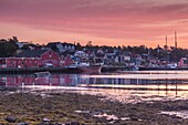 Canada, Nova Scotia, Lunenburg, Unesco World Heritage fishing village, dawn