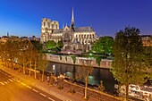 France, Paris, banks of the Seine river listed as World Heritage by UNESCO, Notre-Dame cathedral on the City island