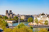 France, Paris, area listed as World heritage by UNESCO, Saint Louis Island, and the Ile de la Cite with Notre Dame Cathedral