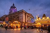 View of Council House (City Hall) and Christmas Market on Old Market Square at dusk, Nottingham, Nottinghamshire, England, United Kingdom, Europe