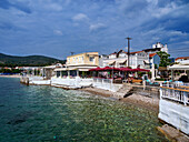Uferpromenade von Ireo, Insel Samos, Nord-Ägäis, Griechische Inseln, Griechenland, Europa