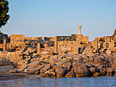 Ruinen der Basilika St. Stefanos bei Sonnenuntergang, Agios Stefanos Strand, Insel Kos, Dodekanes, Griechische Inseln, Griechenland, Europa