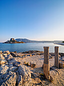 Ruinen der Basilika St. Stefanos und die Insel Kastri bei Sonnenuntergang, Agios Stefanos Strand, Insel Kos, Dodekanes, Griechische Inseln, Griechenland, Europa