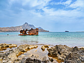 Schiffswrack vor der Küste von Imeri Gramvousa, Region Chania, Kreta, Griechische Inseln, Griechenland, Europa