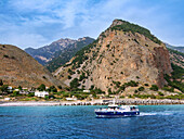Fähre bei Agia Roumeli, Region Chania, Kreta, Griechische Inseln, Griechenland, Europa