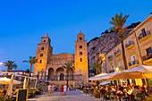 Kathedrale von Cefalu, römisch-katholische Basilika, normannischer Baustil, UNESCO-Welterbe, Provinz Palermo, Sizilien, Italien, Mittelmeer, Europa