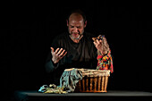 Puppeteer Javier Aranda performs his play "Vida"