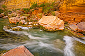 USA, Arizona, Grand-Canyon-Nationalpark. Havasu Creek am Colorado River.