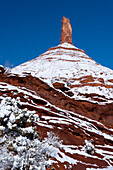 USA, Utah. Winterlicher Schneefall im Castle Valley.