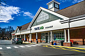 Rite Aid store and pharmacy, exterior view