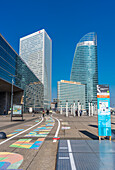 Grand Paris (Großraum Paris), Büroviertel La Defense, Egee (Hauptsitz der Gruppe Elior), T1 (Engie), Pullman Hotel, Linie für den automatischen Pendelbus