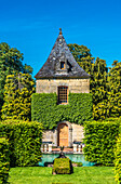 Frankreich,Perigord Noir,Dordogne,Jardins du Manoir d'Eyrignac (Historisches Denkmal),Pflanzenskulptur