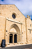Frankreich,Gironde,Saint Emilion (UNESCO-Welterbe),Fassade der Kirche des ehemaligen Klosters der Cordeliers (14. Jahrhundert)