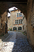 Frankreich,Auvergne Rhone Alpes,Ain department (01),Perouges (medieval village)