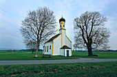 Deutschland,Bayern,Weilheim-Schongau,Raisting. St. Johann