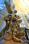 Europe,Belgium,Brussels. Saint-Michel et Gudule cathedrale. St Michel statue