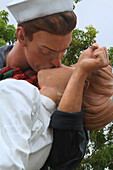 Usa,Florida. Sarasota. Unconditional Surrender Kiss” Statue by John Seward Johnson II
