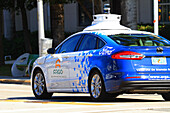 Fahrerloses Auto im Praxistest auf den Straßen von Miami