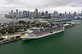 Usa,Florida,Miami harbour. MSC Meraviglia. Dodge Island