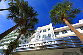 USA,Florida,Miami. South Beach. Ocean Drive.  Lincoln Theater