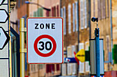 Reduced speed zone,30 km / h