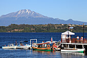 Chile,Lake District,Puerto Varas,Lake Llanquihue,Calbuco Volcano,people,boats,