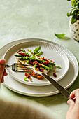 Toasted bread with asparagus, sun-dried tomatoes and honey