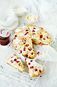 Strawberry scones with icing sugar