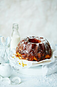 THE AUSTRALIAN WOMAN S WEEKLY - LOVE TO BAKE - HL0856 - THE LAZY BAKER - PECAN &amp; APPLE MONKEY BREAD Image