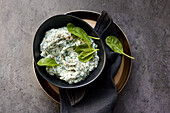 Persian spinach and yogurt dip