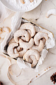 Vegan vanilla crescents