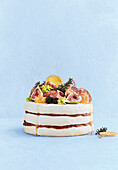 Brie cake with salami, figs and honey