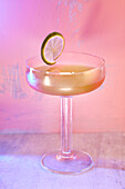 Daiquiri with a slice of lime