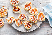 Grilled cinnamon pastry skewers