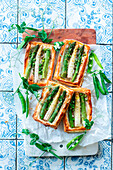 Asparagus puff pastry slices