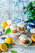 Lemon meringue cupcakes