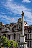 Der Gerichtspalast oder Justizpalast und das Lavalle-Denkmal im Stadtteil San Nicolas von Buenos Aires, Argentinien. Hauptsitz der Justiz und des Obersten Gerichtshofs von Argentinien.