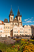 Gothic Tyn Church and Stone Bell House, Old Town Square, Old Town (Stare Mesto), UNESCO World Heritage Site, Prague, Czechia, Europe