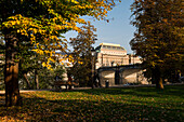 Neo-Renaissance-Nationaltheater von der Strelecky-Insel, Neustadt (Nove Mesto), Prag, Tschechien, Europa