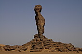 Finger von Allah Felsformation im Akakus-Gebirge, Libyen, Nordafrika, Afrika