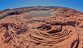 Die Wellen der versteinerten Sanddünen in den Badlands von Horseshoe Bend, Arizona, Vereinigte Staaten von Amerika, Nordamerika