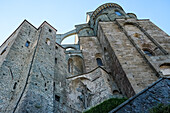 Detail der Sacra di San Michele (Abtei des Heiligen Michael), einer religiösen Anlage auf dem Berg Pirchiriano, an der Südseite des Val di Susa, Gemeinde Sant'Ambrogio di Torino, Metropolitanstadt Turin, Piemont, Italien, Europa