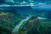 Blick auf den stimmungsvollen Himmel über dem Blyde River Canyon, Provinz Mpumalanga, Südafrika, Afrika