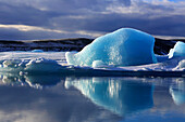 Eisberge, Jokulsarlon Gletscherlagune, Vatnajokull-Nationalpark, Südisland, Polarregionen