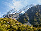 Bergblicke vom Hooker Valley Trail im Aoraki (Mount Cook) Nationalpark, UNESCO Welterbe, Südliche Alpen, Südinsel, Neuseeland, Pazifik