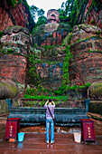 Der Riesenbuddha von Leshan, der größte Steinbuddha der Welt, Mount Emei Scenic Area, UNESCO-Weltkulturerbe, Leshan, Sichuan, China, Asien