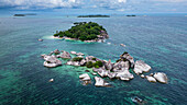 Luftaufnahme von Pulau Kelayang, Belitung Insel vor der Küste von Sumatra, Indonesien, Südostasien, Asien